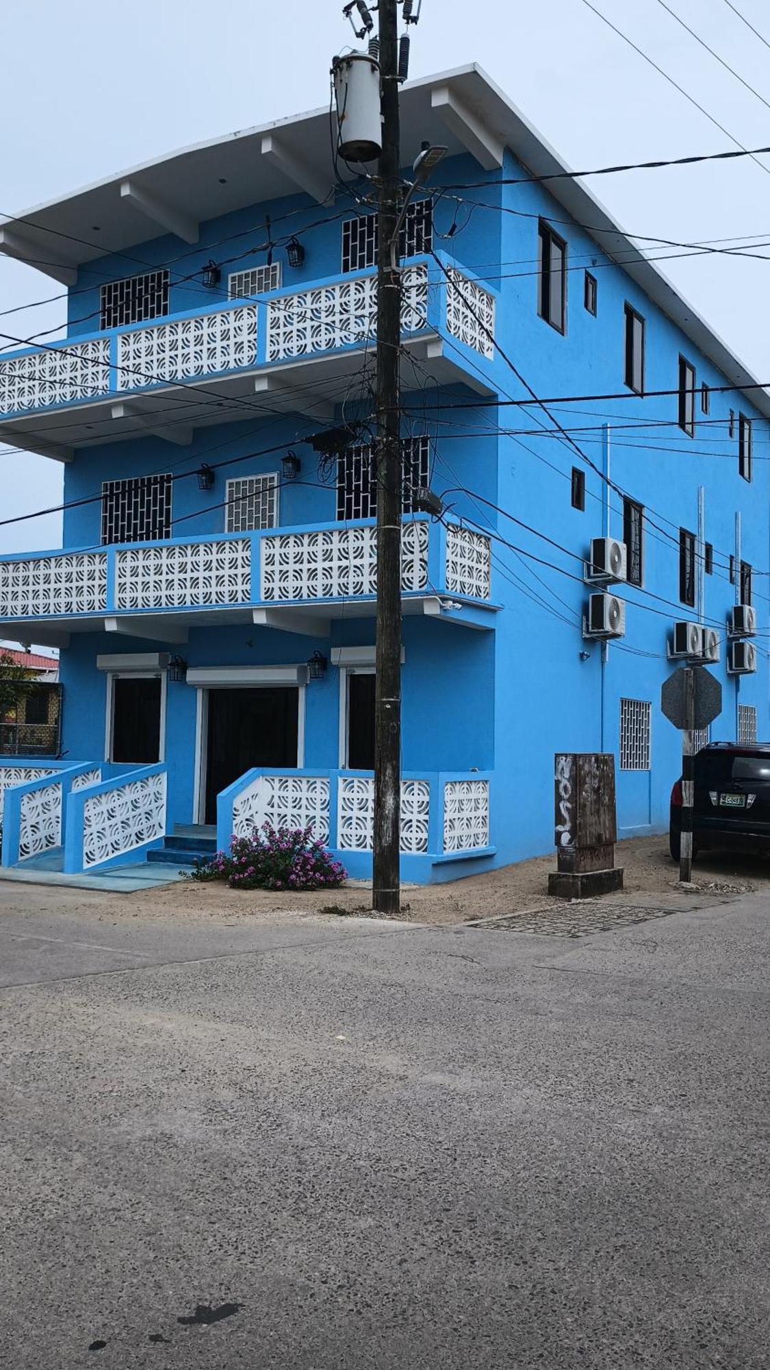 Barana Hotel Dangriga Exterior photo